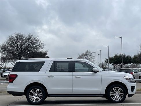 Used 2024 Ford Expedition Max Limited image 3