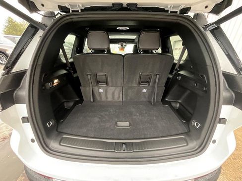 New 2025 Jeep Grand Cherokee L Limited image 7