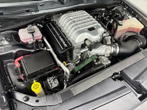 Used 2019 Dodge Challenger SRT Hellcat Redeye image 47