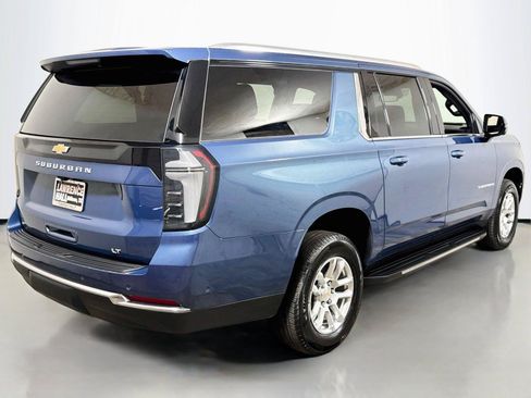 Certified 2026 Chevrolet Suburban LT w/ Comfort Package AWD/4WD image 4