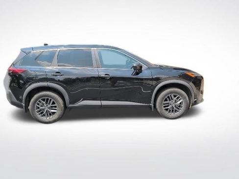 Used 2021 Nissan Rogue S FWD image 8