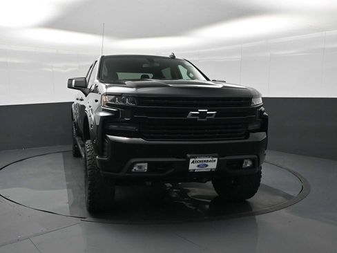 Used 2022 Chevrolet Silverado 1500 RST w/ Safety Package image 3