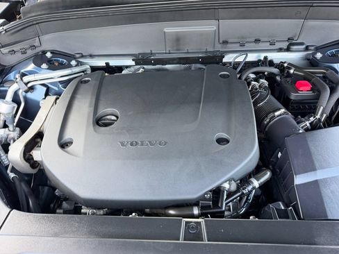 Certified 2023 Volvo XC90 B6 Plus AWD/4WD image 29