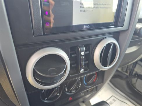 Used 2008 Jeep Wrangler Unlimited Sahara w/ Trailer Tow Group image 18