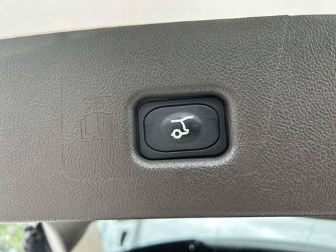 Used 2022 Lincoln Nautilus Reserve AWD/4WD image 16