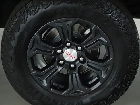 Used 2023 GMC Canyon Elevation w/ Convenience Package AWD/4WD image 39