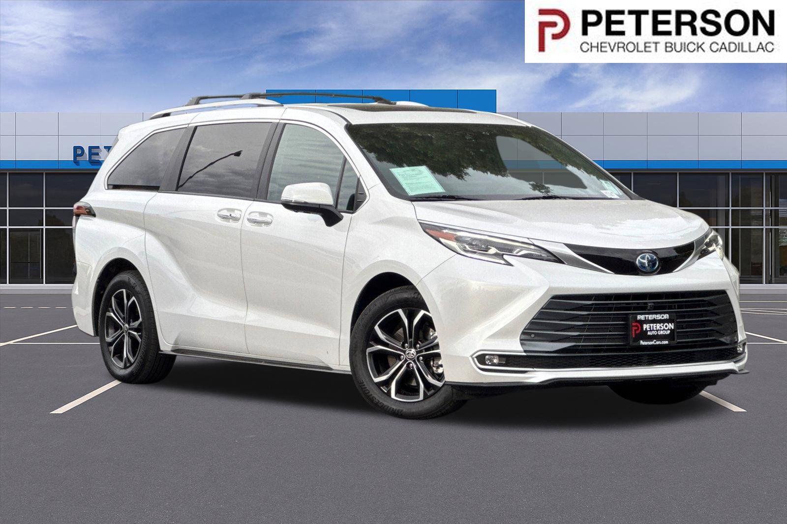 Used 2025 Toyota Sienna Platinum AWD/4WD 360° Tour