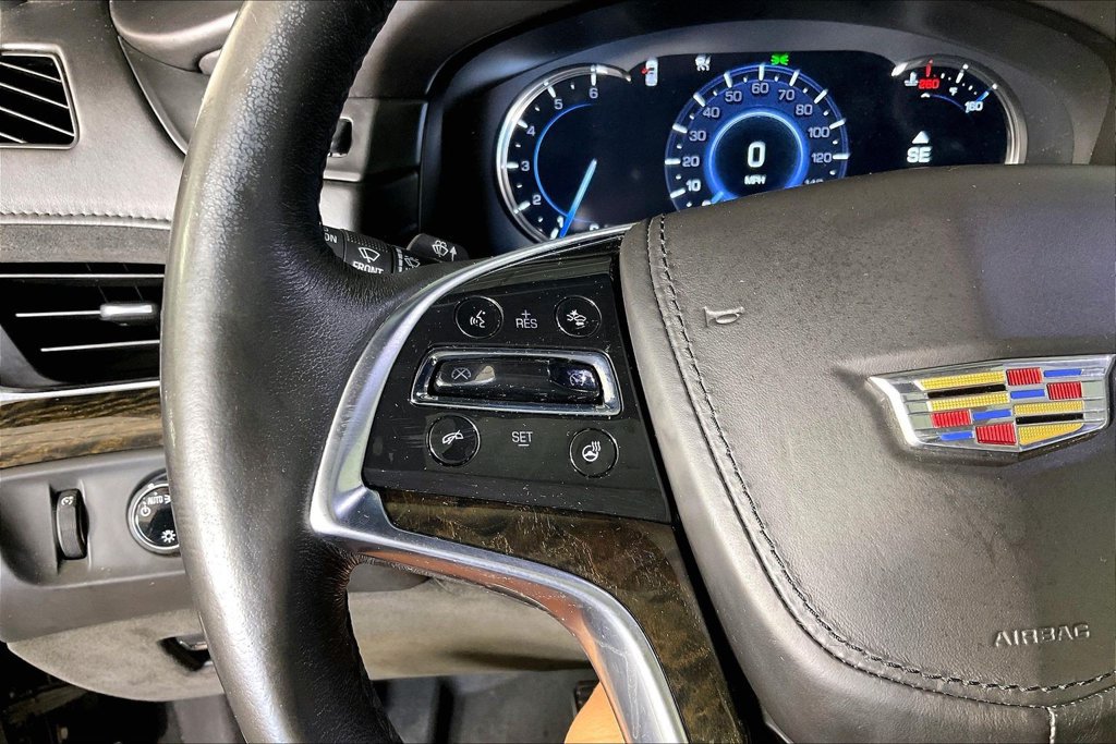 Used 2016 Cadillac Escalade Platinum AWD/4WD image 23