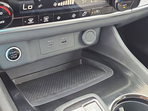 Certified 2023 Nissan Rogue SV AWD/4WD image 25