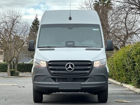New 2025 Mercedes-Benz Sprinter 2500 image 5