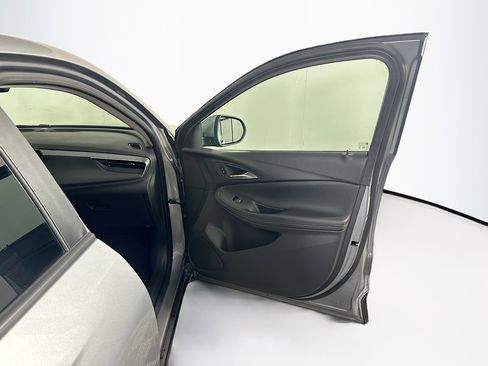Used 2025 Buick Encore GX Preferred FWD image 33