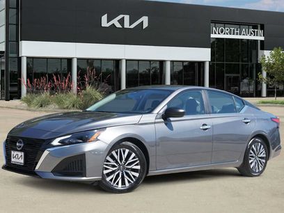 Used 2025 Nissan Altima 2.5 SV
