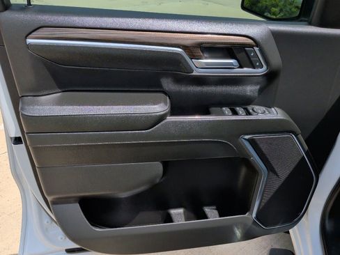 Used 2024 Chevrolet Silverado 1500 LT w/ Texas Edition Plus RWD image 10