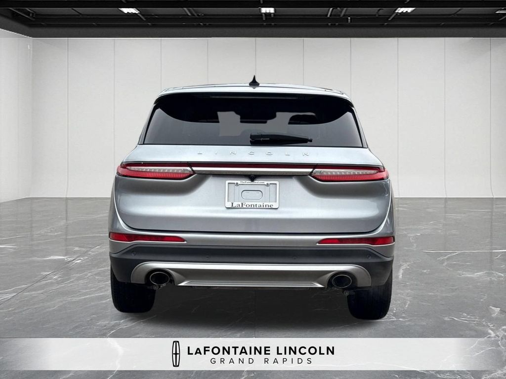 Certified 2024 Lincoln Corsair AWD w/ Equipment Group 101A image 4