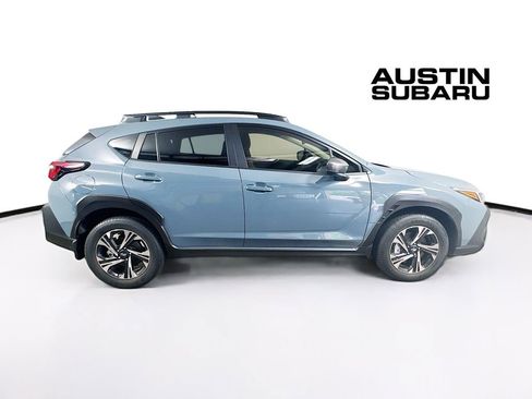 Used 2024 Subaru Crosstrek 2.0i Premium image 8