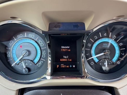 Used 2013 Buick LaCrosse Leather w/ Entertainment Package FWD image 6