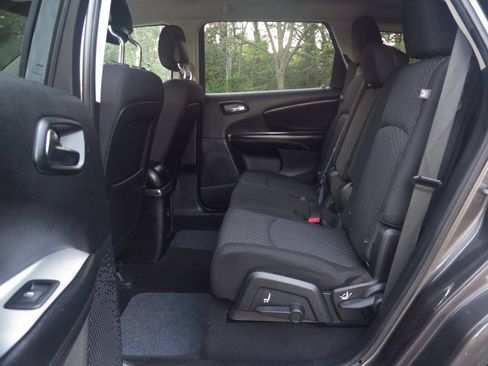 Used 2015 Dodge Journey SXT w/ Flexible Seating Group AWD/4WD image 14
