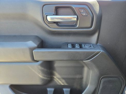 Used 2022 Chevrolet Silverado 1500 Custom w/ Safety Confidence Package RWD image 15
