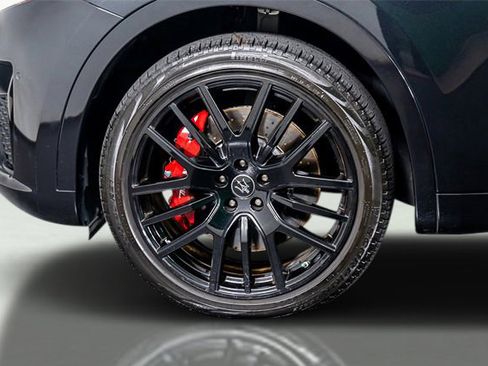 Used 2024 Maserati Levante Modena Ultima image 21