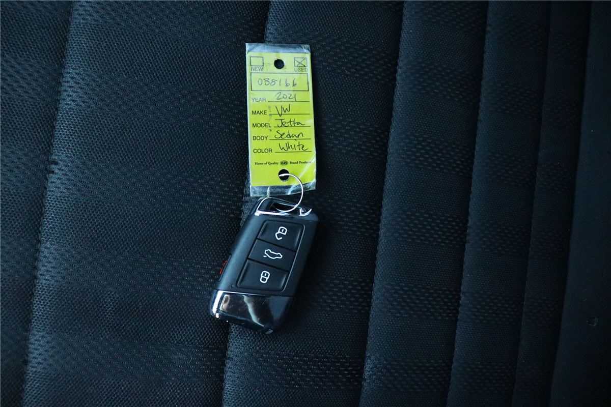 Used 2021 Volkswagen Jetta GLI FWD image 43