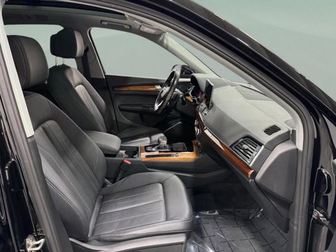 Certified 2023 Audi Q5 2.0T Premium w/ Convenience Package image 19