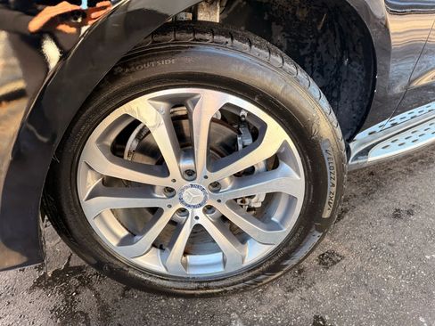 Used 2016 Mercedes-Benz GLE 350 4MATIC w/ Premium Package image 48