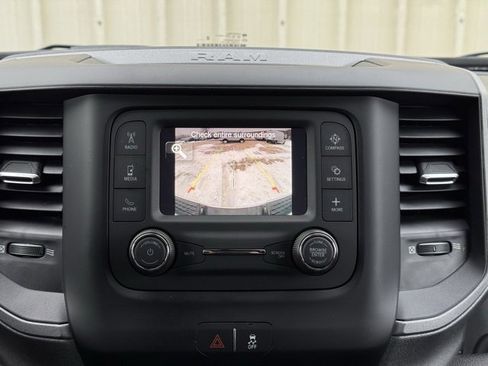 Used 2024 RAM 3500 Tradesman w/ Chrome Appearance Group image 4