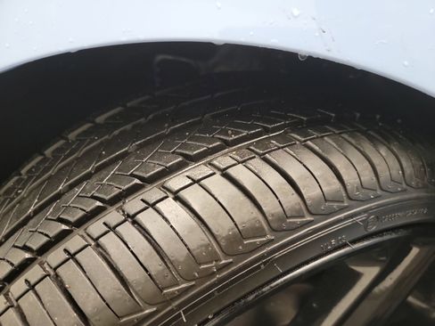 Used 2020 Hyundai Veloster N w/ Performance Package image 30