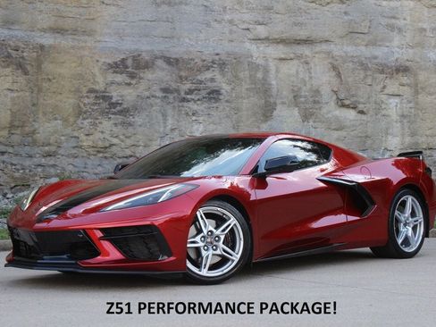 Used 2022 Chevrolet Corvette Stingray Preferred Cpe w/ Z51 Performance Package RWD image 1