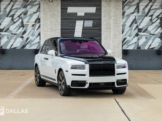 Used 2022 Rolls-Royce Cullinan w/ Technology Package AWD/4WD video 1