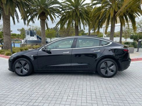 Used 2019 Tesla Model 3 Standard Range Plus image 11