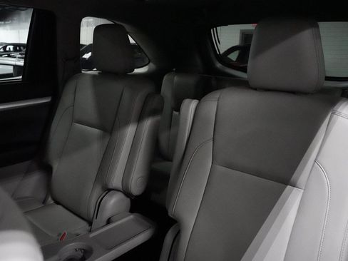 Used 2018 Toyota Highlander XLE FWD image 15