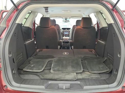 Used 2015 Chevrolet Traverse LT w/ Style and Technology Package FWD image 37