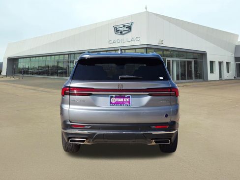 Used 2026 Buick Enclave Preferred FWD image 5