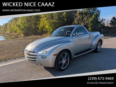 Used 2004 Chevrolet SSR w/ Preferred Equipment Group