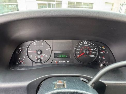 Used 2005 Ford F350 XLT image 24