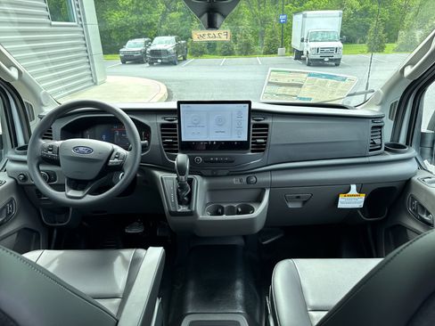 New 2026 Ford Transit 150 148 Medium Roof RWD image 4