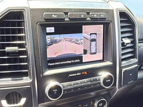 Used 2020 Ford Expedition Platinum RWD image 18