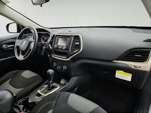 Used 2015 Jeep Cherokee Sport w/ Trailer Tow Group FWD image 20