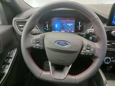 Used 2025 Ford Escape ST-Line AWD/4WD image 19