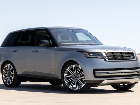 Used 2023 Land Rover Range Rover SE AWD/4WD image 1
