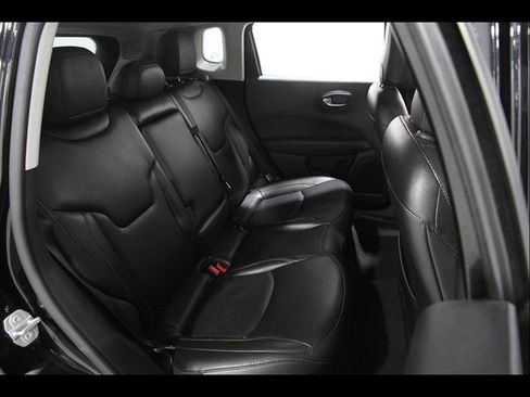 Used 2020 Jeep Compass Limited AWD/4WD image 21