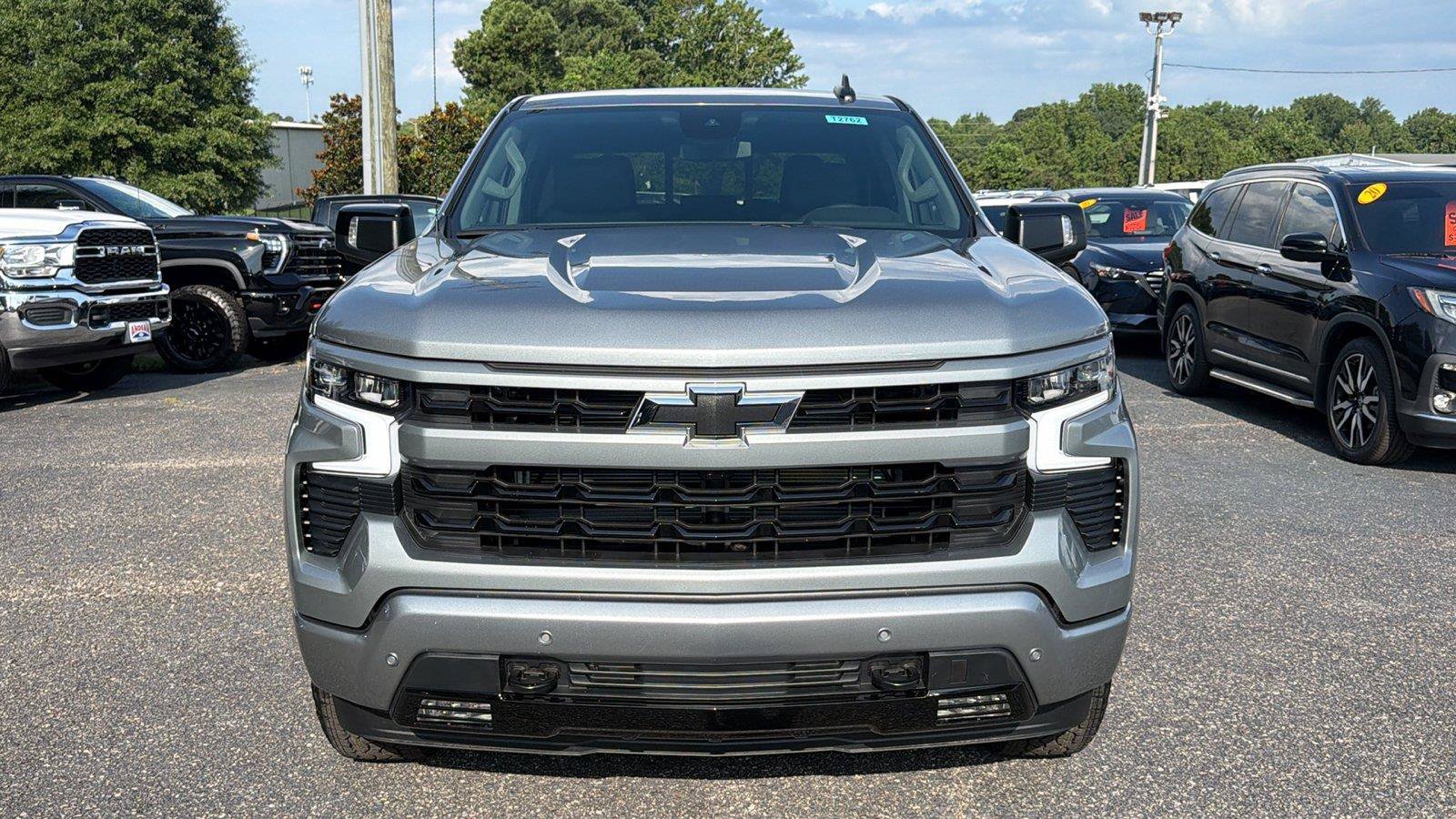 New 2026 Chevrolet Silverado 1500 RST w/ RST All Star Premium Package AWD/4WD image 2