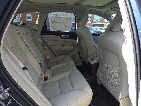 New 2026 Volvo XC60 T8 Ultra w/ Protection Package Premier AWD/4WD image 16