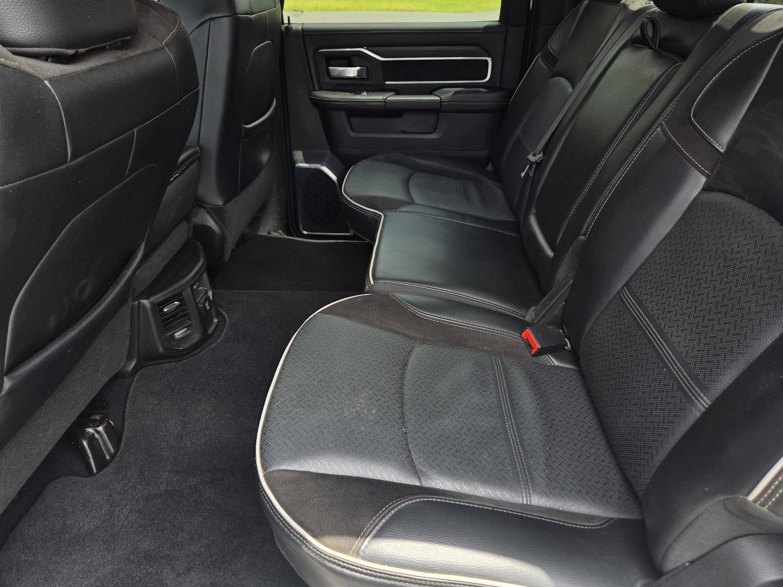 Used 2026 RAM 2500 Laramie AWD/4WD image 33