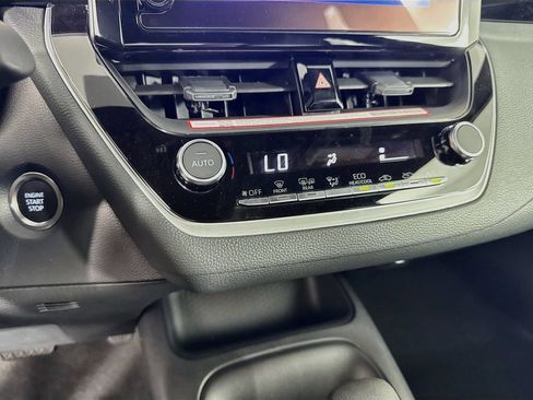 New 2026 Toyota Corolla SE FWD image 19