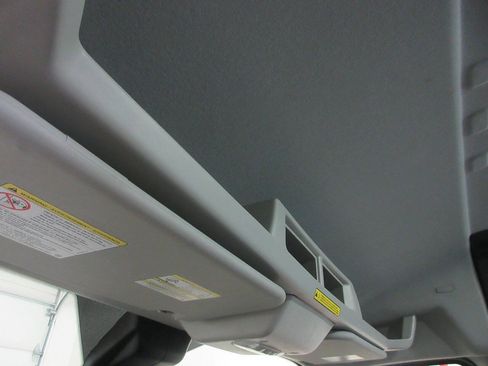 Used 2018 Ford Transit 250 130 Medium Roof RWD image 14