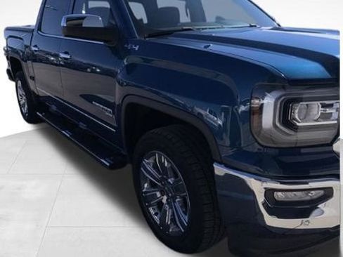 Used 2018 GMC Sierra 1500 SLT image 5