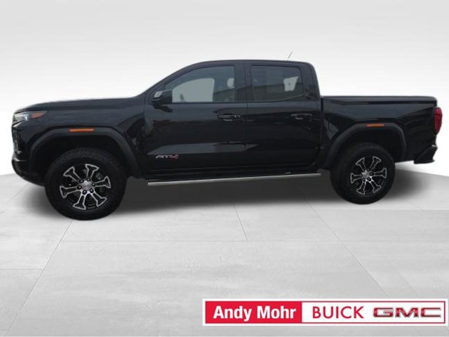 Used 2025 GMC Canyon AT4 AWD/4WD image 16