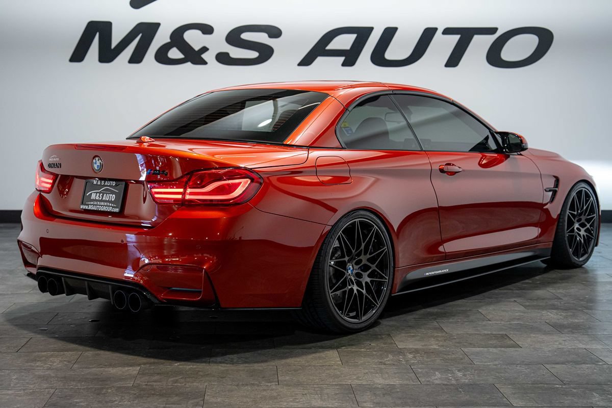Used 2018 BMW M4 Convertible w/ Competition Package RWD image 2